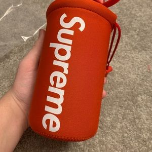 Supreme nalgene water bottle 32oz with sleeve